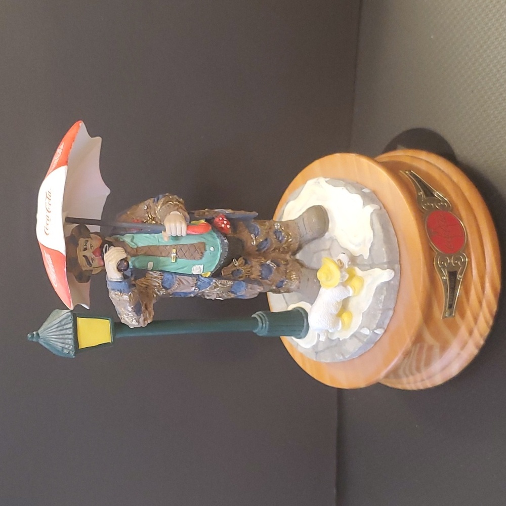 Emmett Kelly Coca Coka music box